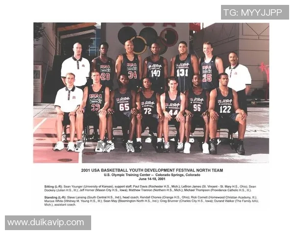 比尔拉塞尔的精神遗产超越篮球成就影响深远 比尔拉塞尔的精神遗产超越篮球成就影响深远