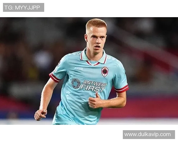 十七岁足球明星崭露头角引发全球关注未来可期的运动天才