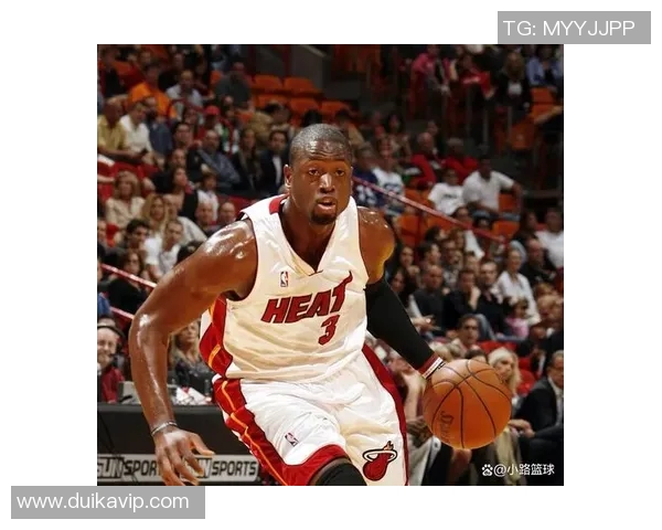 NBA篮球明星的招牌绝技揭秘与技巧分析让你领略球场风采